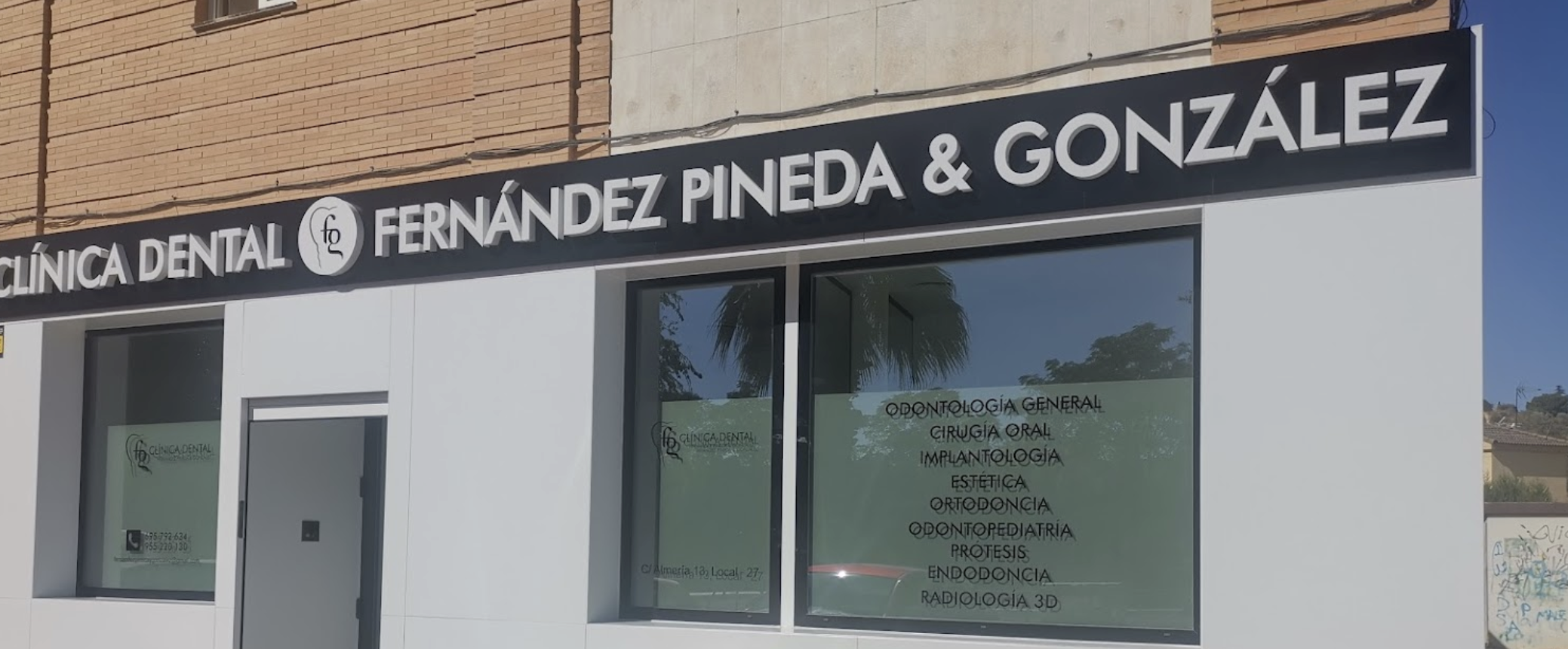 Clínica Dental Fernández Pineda y González en Gelves, Sevilla